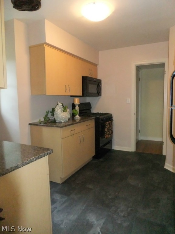 Crawford Land Cos Hollywood P - Residential Lease