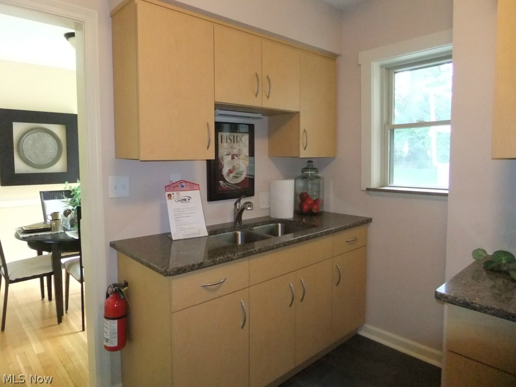 Crawford Land Cos Hollywood P - Residential Lease