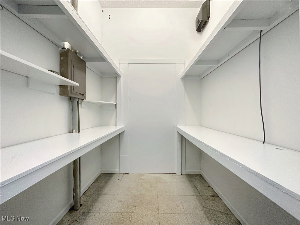 Mosser - Commercial Lease