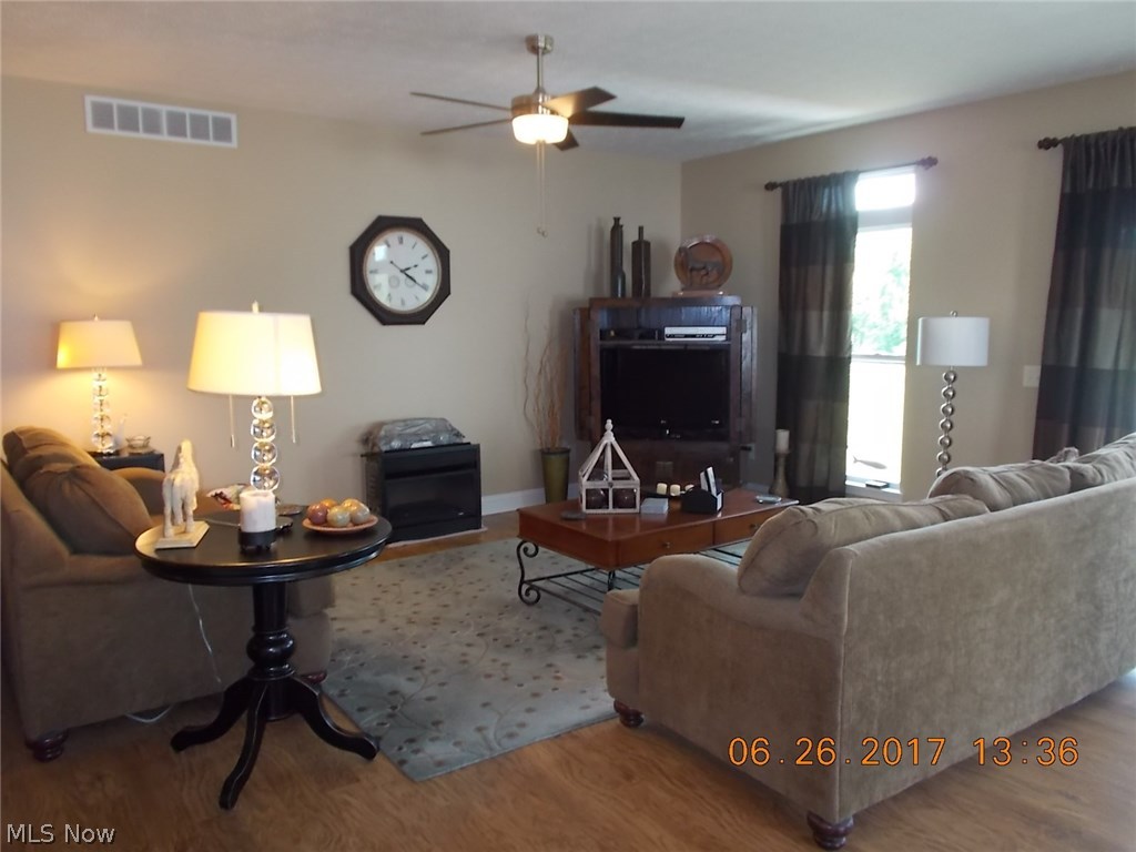 Moss Crk Circle - Residential