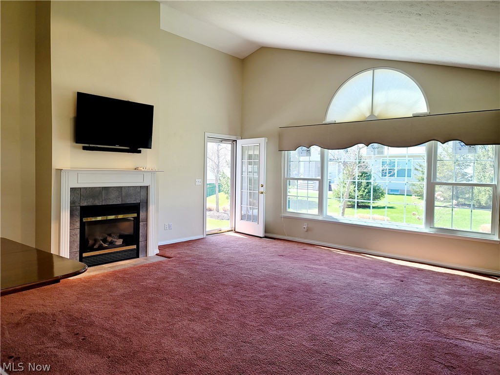 Lakes of Aurora (Windsor Estates) - Residential