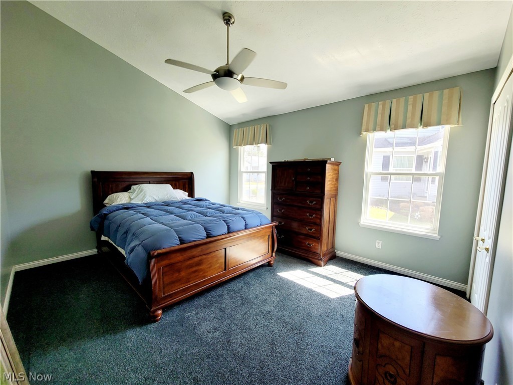 Lakes of Aurora (Windsor Estates) - Residential