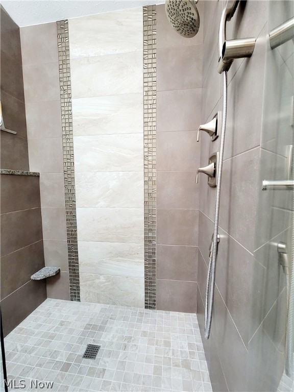 Lakes of Aurora (Windsor Estates) - Residential