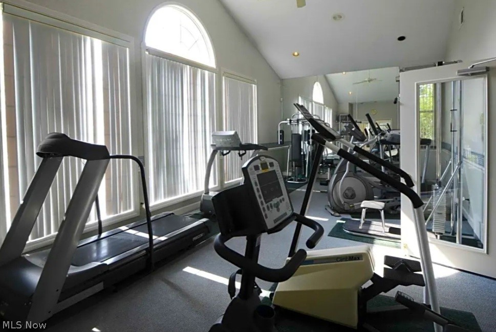 Lakes of Aurora (Windsor Estates) - Residential