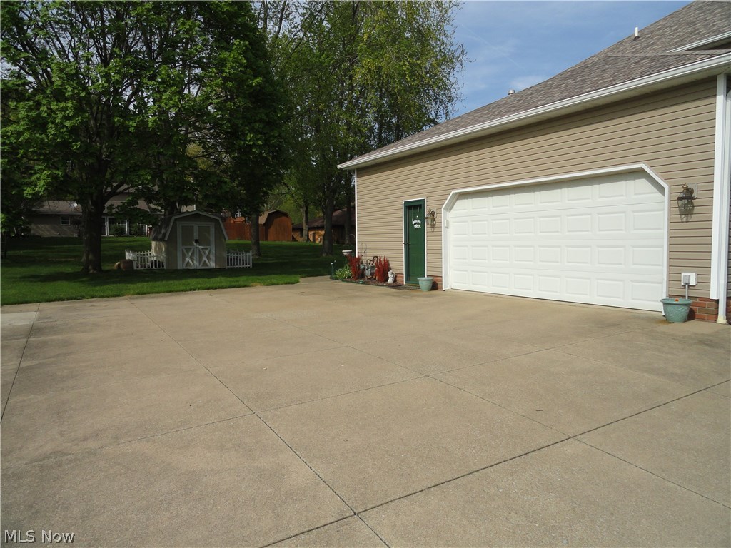 Emerald Hills - Residential