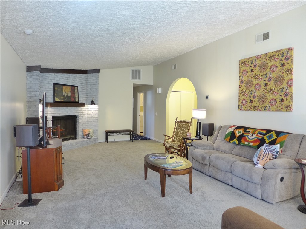 1600 Redbud Place, Lorain, Ohio image 12