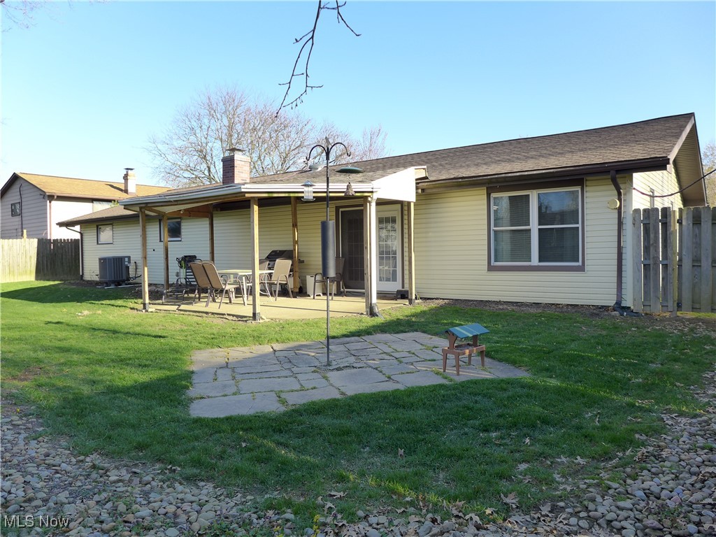 1600 Redbud Place, Lorain, Ohio image 33
