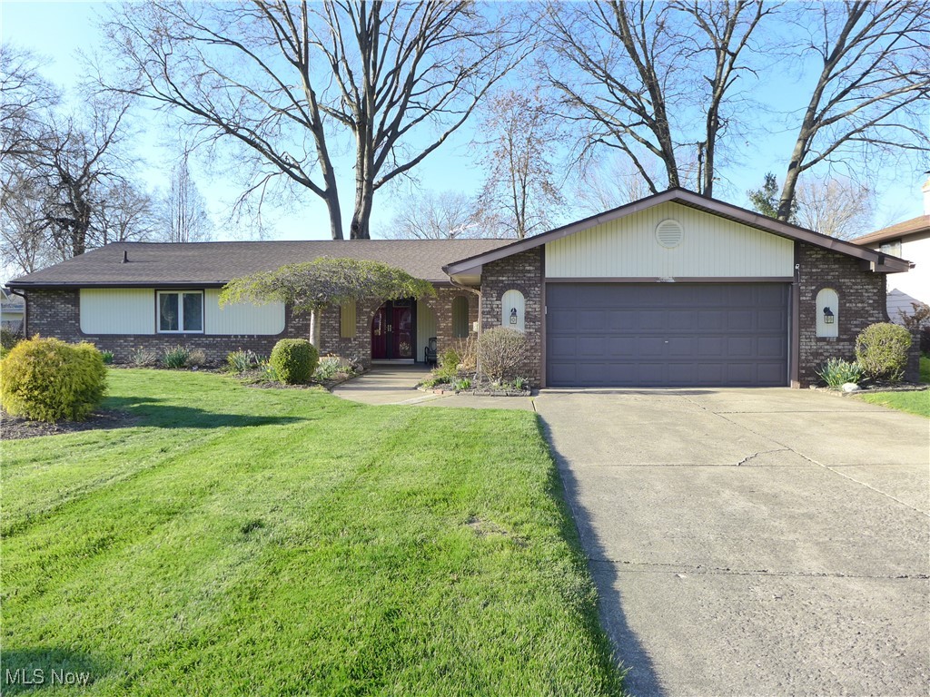 1600 Redbud Place, Lorain, Ohio image 1