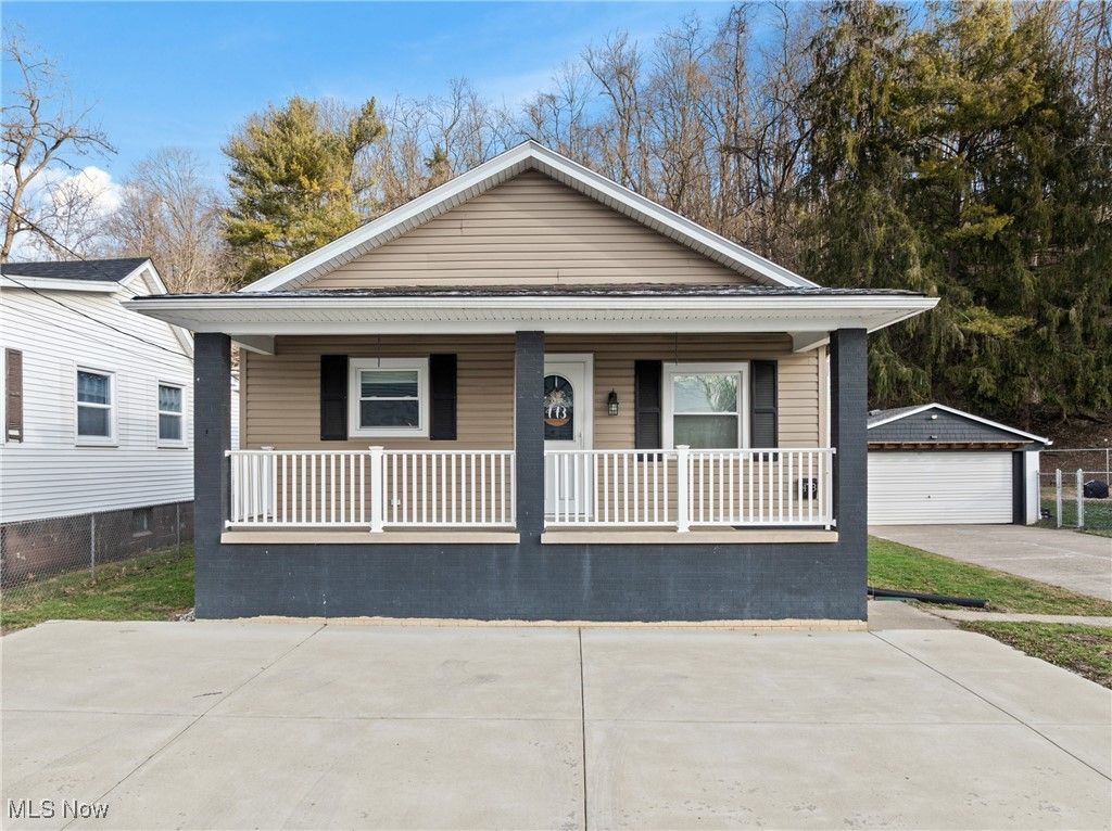 Photo of 473 W 39th Street, Shadyside, OH 43947 (MLS # 5180610)