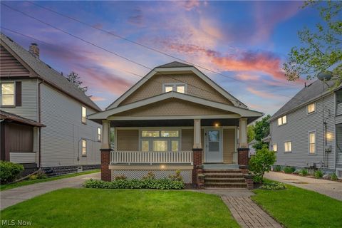 Photo of 2601 Tate Avenue, Cleveland, OH 44109 (MLS # 5210156)