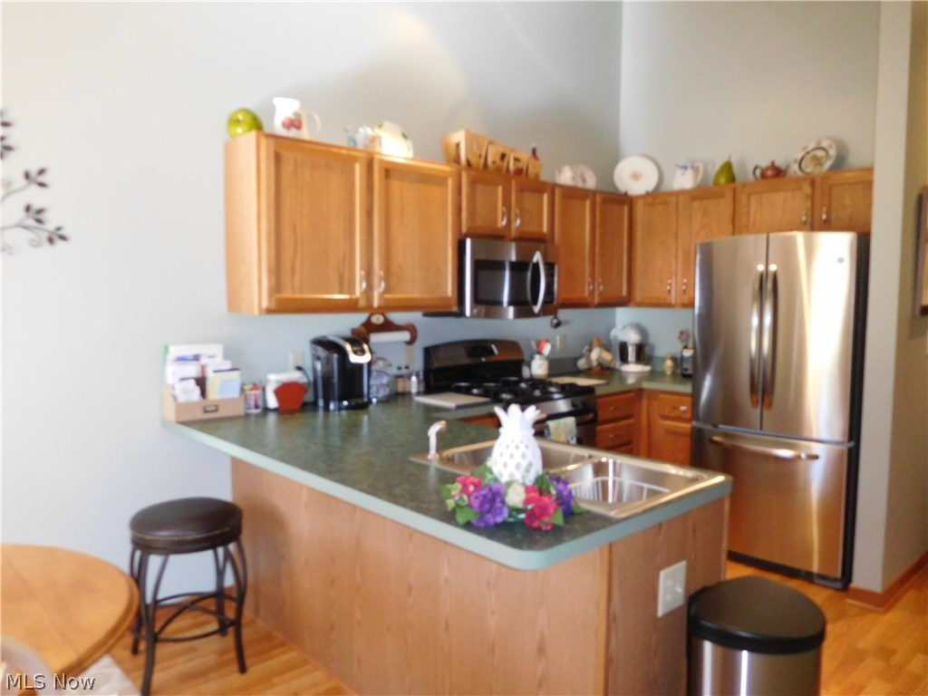 Park Place Hubbard Condo - Residential