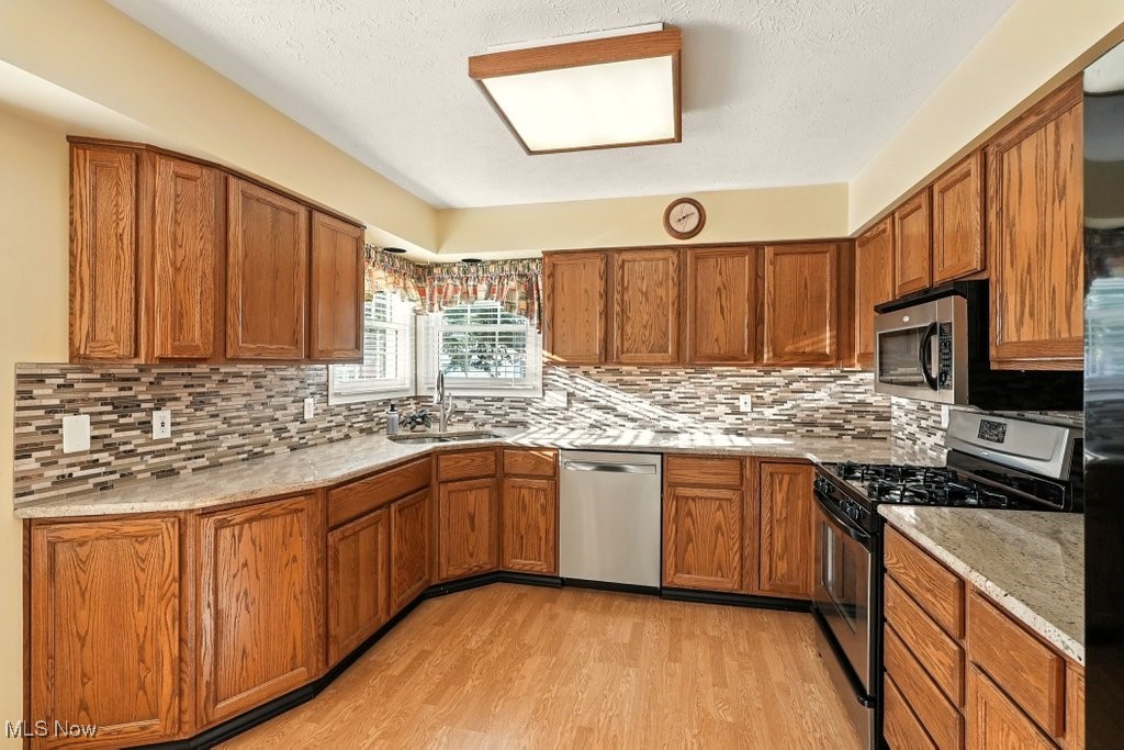 Woodbury Condo - Residential