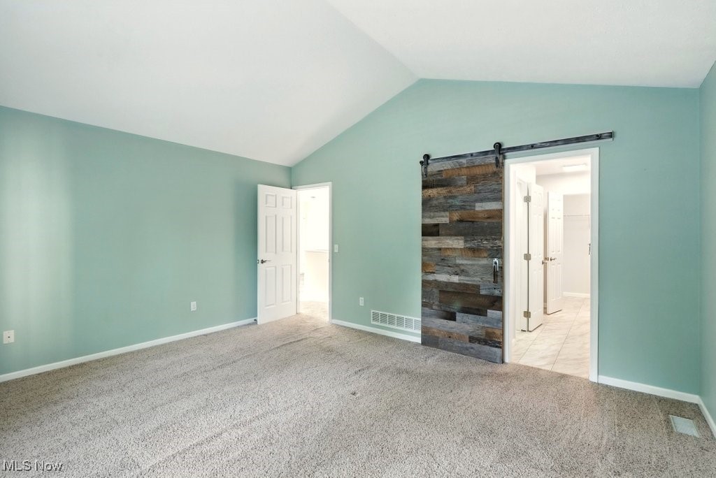 Woodbury Condo - Residential