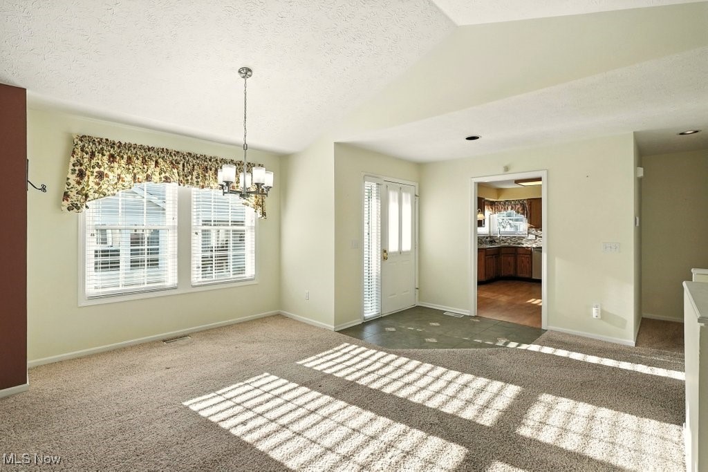 Woodbury Condo - Residential