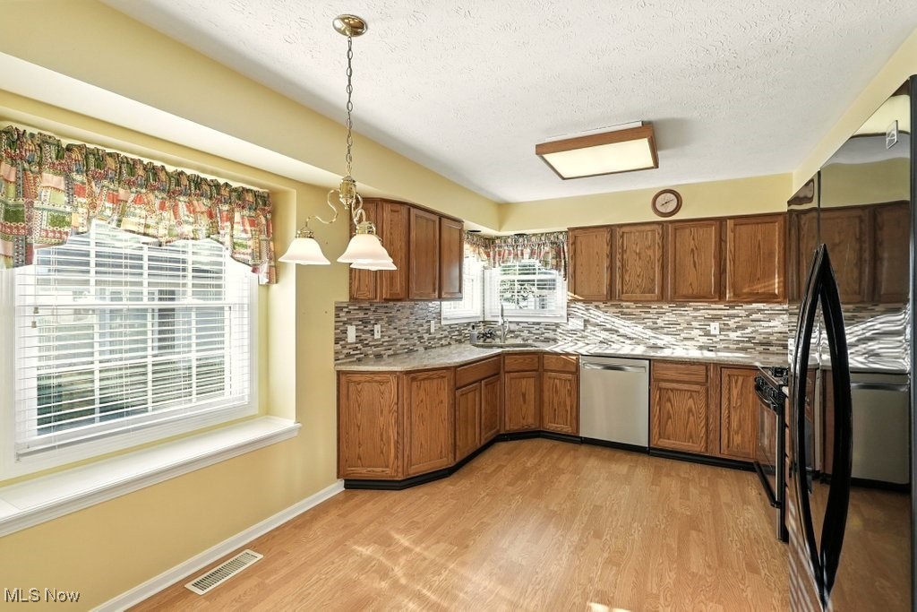 Woodbury Condo - Residential