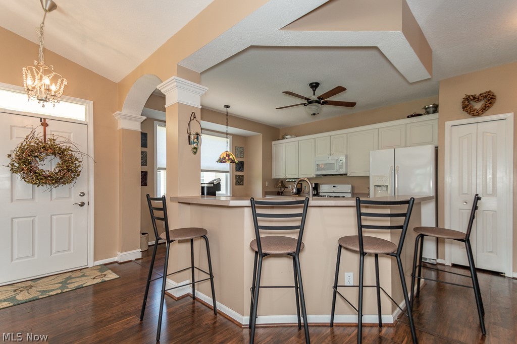 Country Club Village Ph I Clstr De - Residential