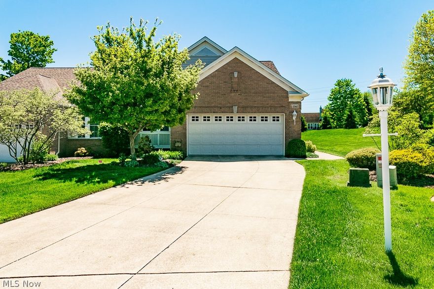 Built in 1997 this stunning 2bd, 2 full bath single family attached ranch is bright and ready for its new owner!! Easy one-floor living!! Gorgeous master suite with attached bath with walk-in shower and soaker tub, plus an additional bedroom and 2nd full bath. Open kitchen with convenient island is ideal for gathering. Attached 2 car garage make this one the perfect home for its next buyer.