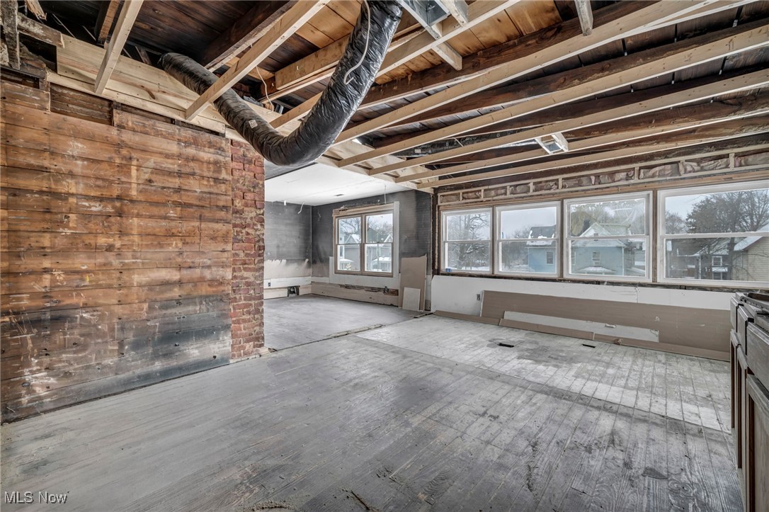 Canton - Residential Income