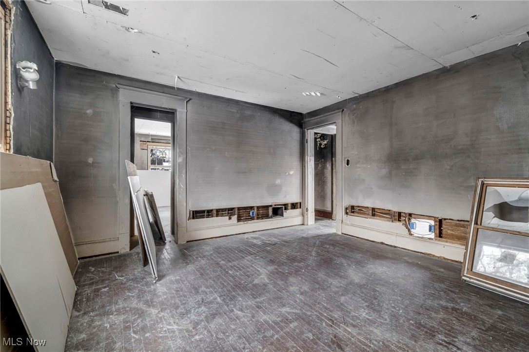 Canton - Residential Income