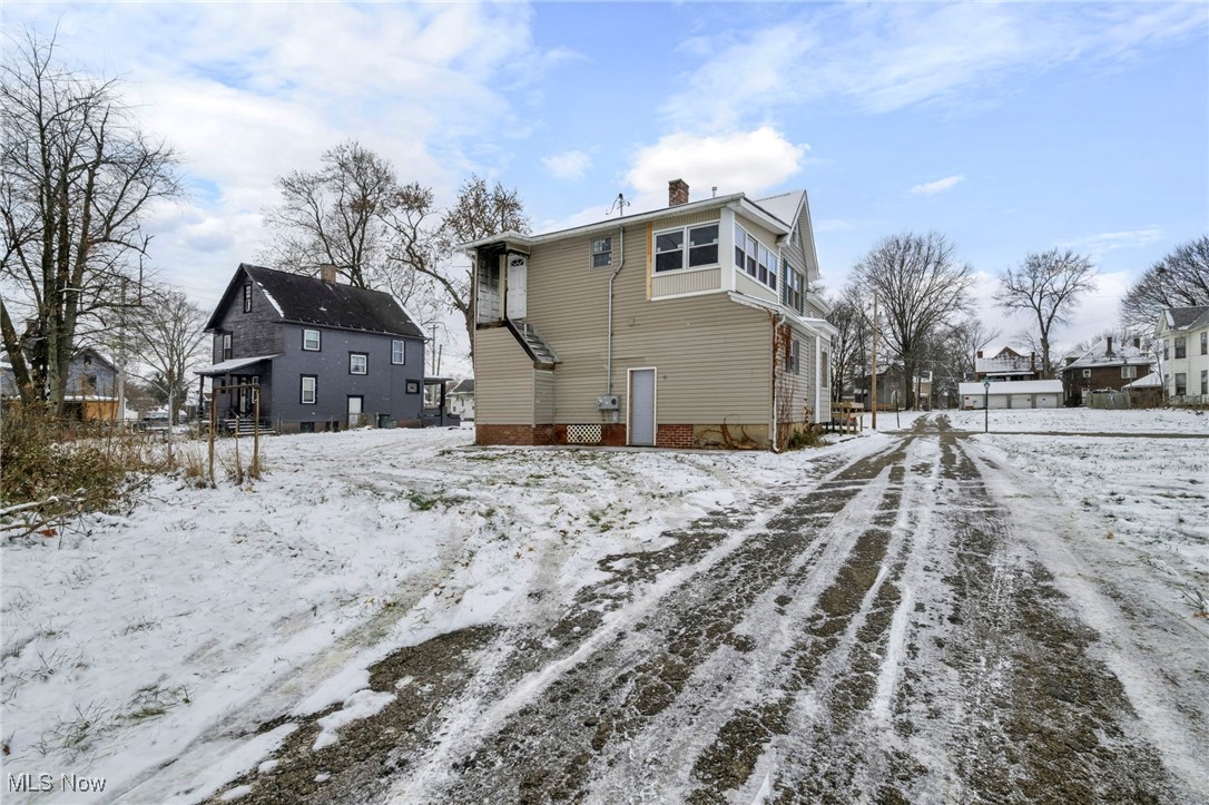 Canton - Residential Income