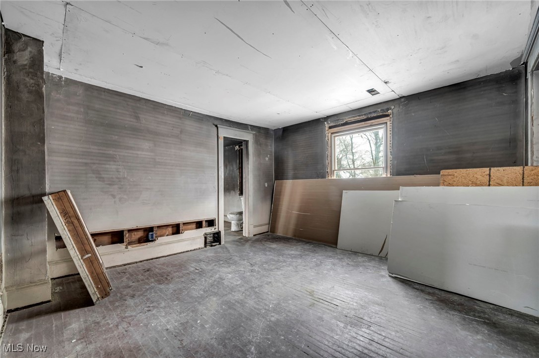 Canton - Residential Income