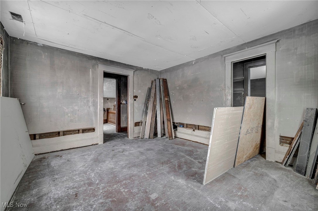 Canton - Residential Income