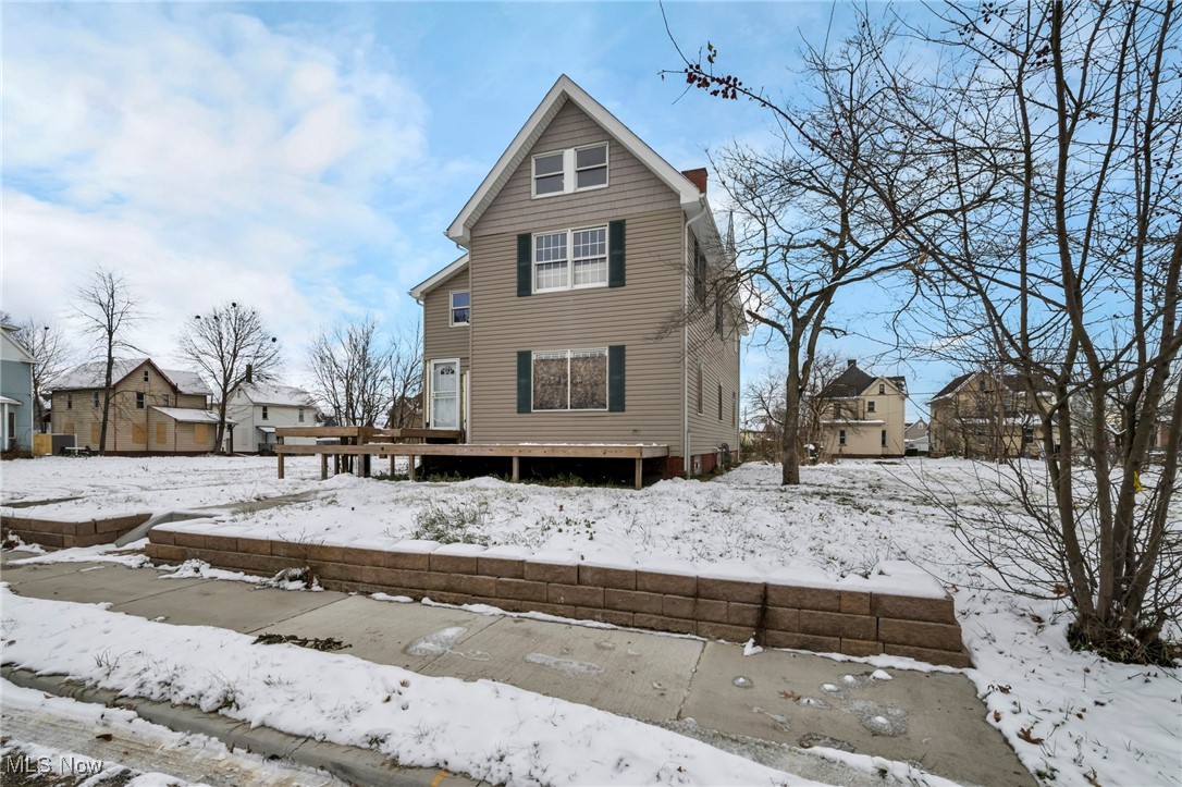 Canton - Residential Income