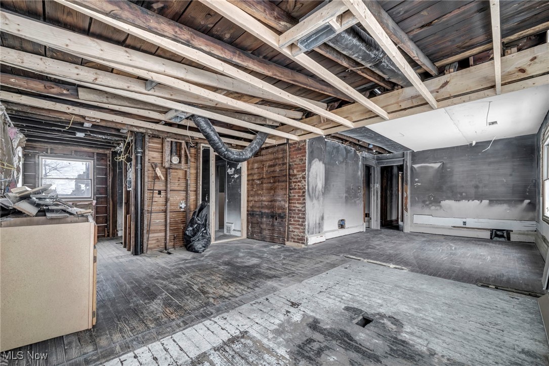 Canton - Residential Income