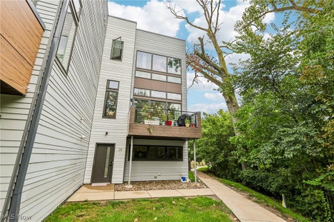 Photo for 18875 Riversouth Terrace 28