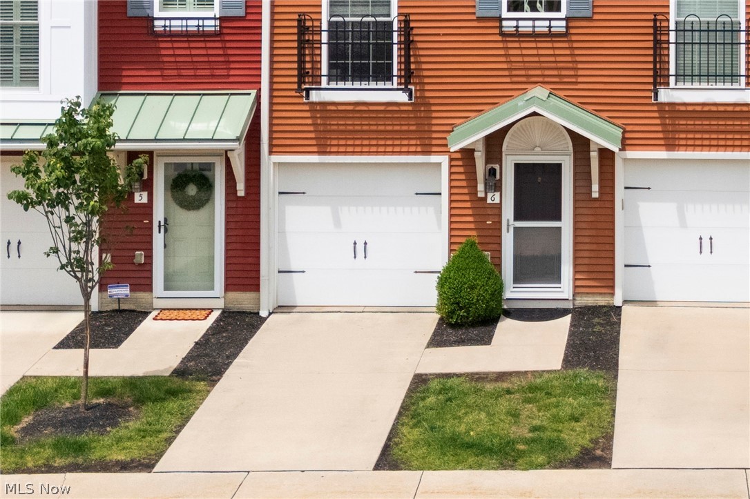 6 Grandview Drive