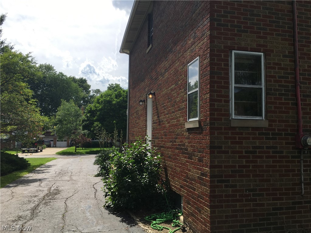 Bloom & Long - Residential Income