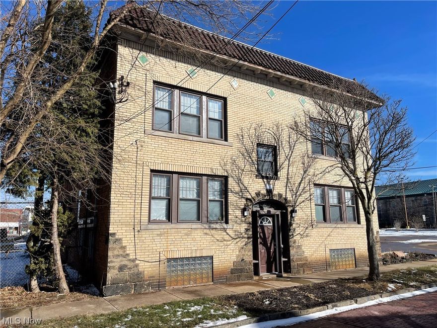 Charming, cozy and updated efficient Apartment in downtown Akron area. This studio is perfectly nestled minutes from the highway, downtown Akron and highland square. The living space features polished hardwood floors a large bay style window and ample storage space. The kitchen has stone counter tops and kitchenette for your morning coffee. Tenant only pays electric. Serious inquires should Call! Qualifications: 3x1 Income ratio. No evictions (5 Years), 600+ Credit Score, Clear Criminal History. Single Family Home Rentals require an additional h2o security deposit. All applicants must submit to Snyder and Snyder back ground-check, with non refundable fee per adult. All Snyder and Snyder Rentals are NON SMOKING and required Rental Insurance.
