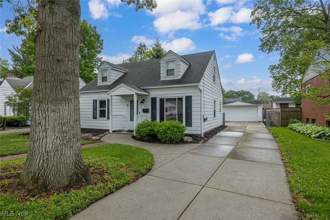5963 Porter Road, North Olmsted, Ohio image 2