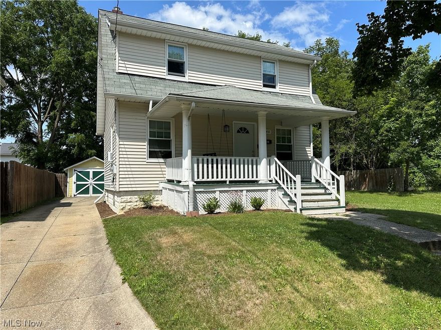Move right into this fabulously updated home! Beautiful inside and out! Spacious first floor living spaces.  Home was previously renovated, with the new owner making some finishing touches and corrections. Hardly lived in and kept in impeccable condition.