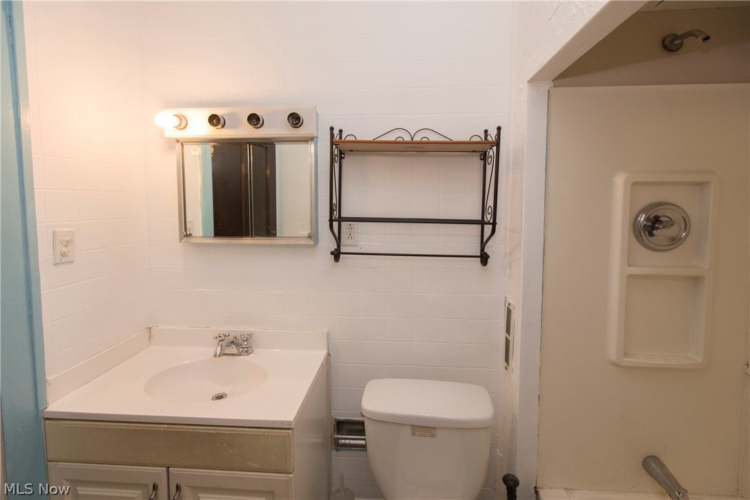 Land & Home Co - Residential Income