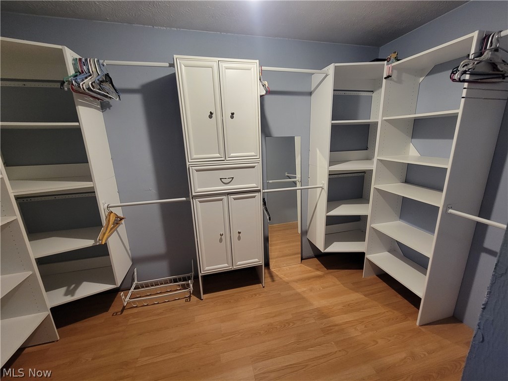 Connecticut Western Reserve - Residential