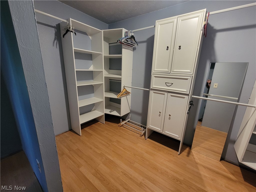 Connecticut Western Reserve - Residential