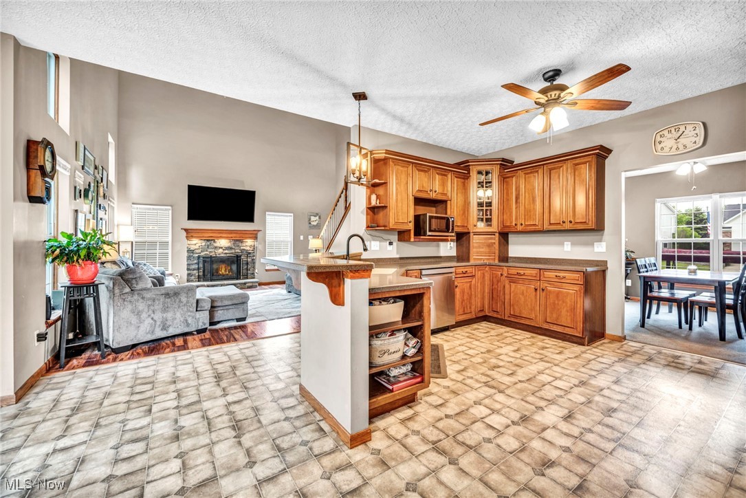 893 Pebble Beach Cove, Painesville, Ohio image 6