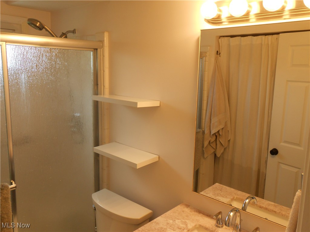 6606 Allandale Drive, Amherst, Ohio image 21