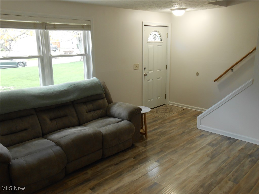 6606 Allandale Drive, Amherst, Ohio image 4