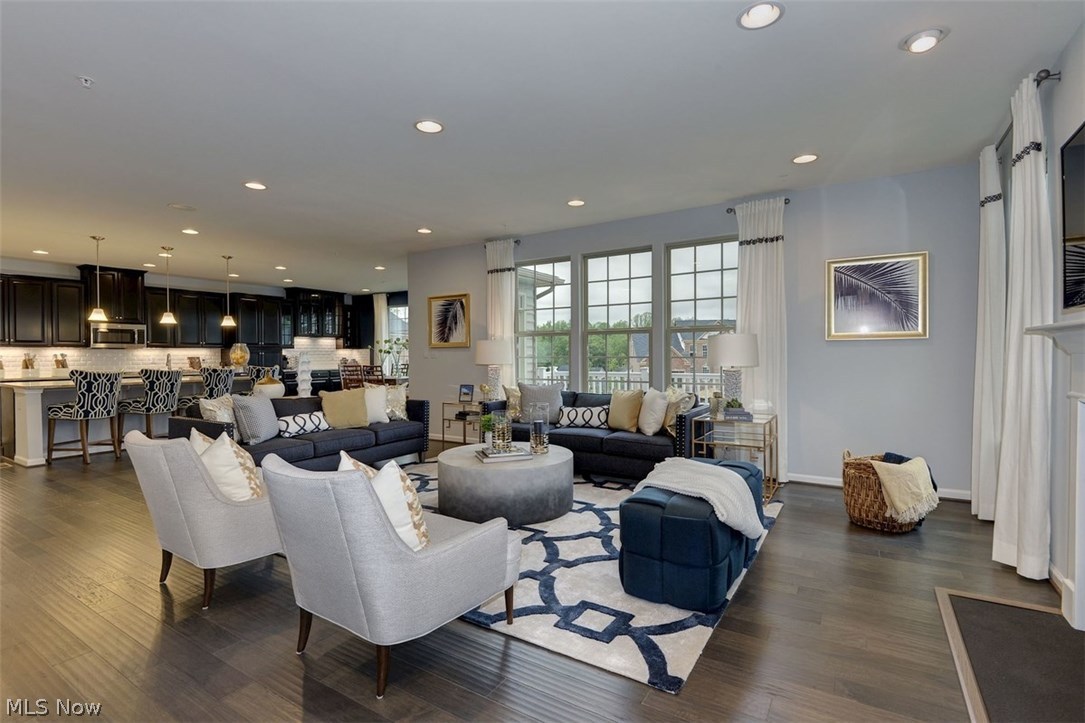 Hampton Place - Residential