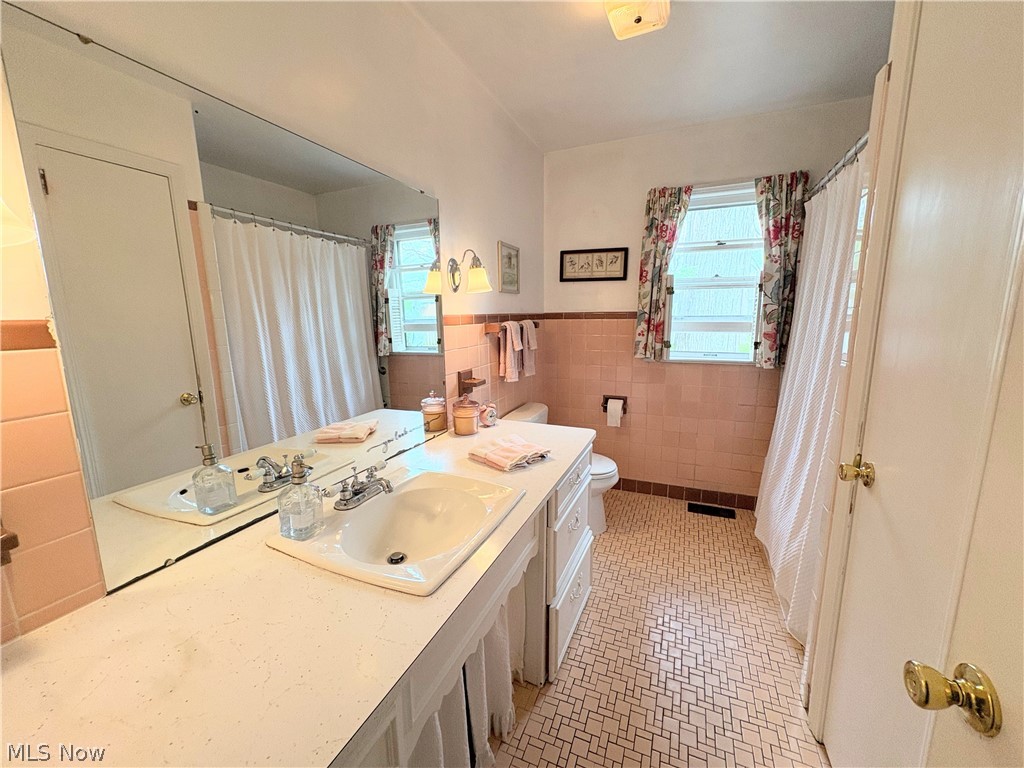 W J Sears - Residential