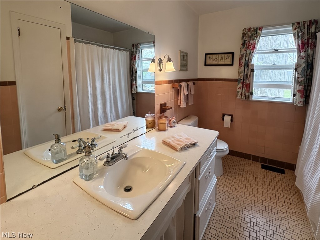 W J Sears - Residential