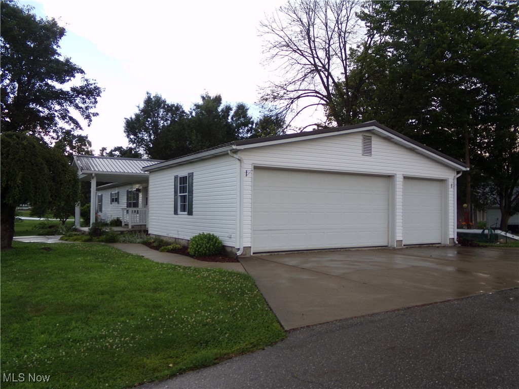 308 S Saint Clairsville Road SW