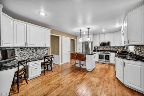 Tiny photo for 35320 Chagrin Boulevard, Moreland Hills, OH 44022 (MLS # 5191811)