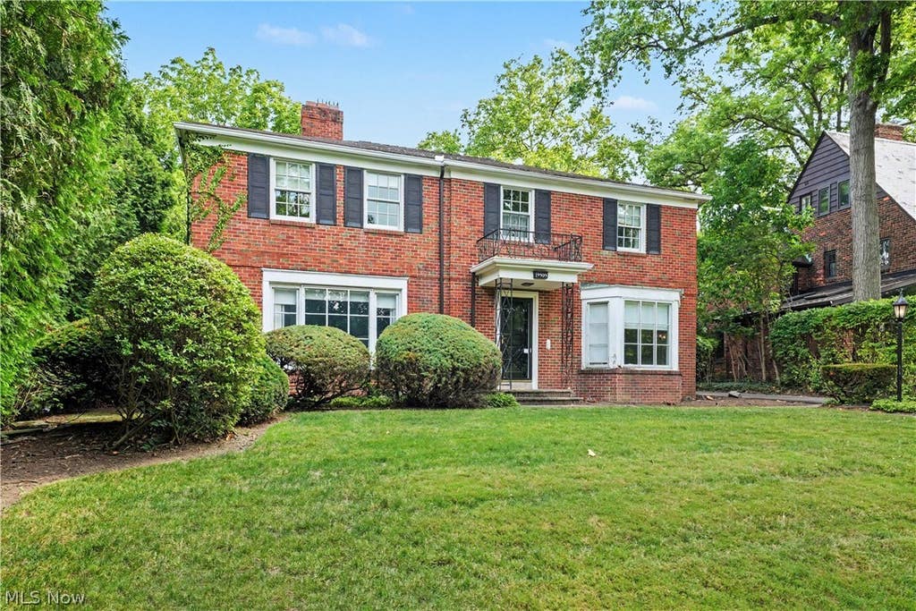 Photo of 19909 Malvern Road, Shaker Heights, OH 44122 (MLS # 5220189)