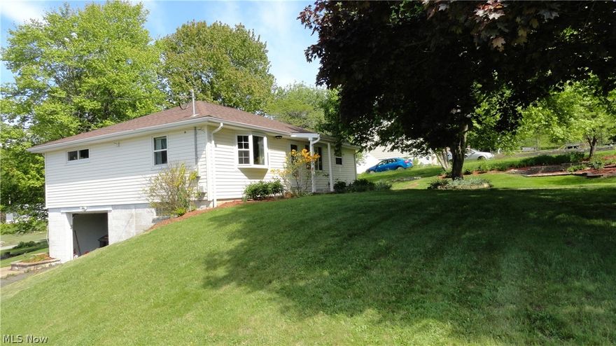 Well maintained ranch in quiet subdivision.  Almost 1/2 an acre with spacious front, side, and back yards.  Garden site in back yard, nicely landscaped with multiple flower beds.  Comfortable screen room on the side for relaxing with coffee.  Large living room and 3 bedrooms all on main floor.  Full basement is 1/2 garage, and 1/2 space that can be finished to your liking.