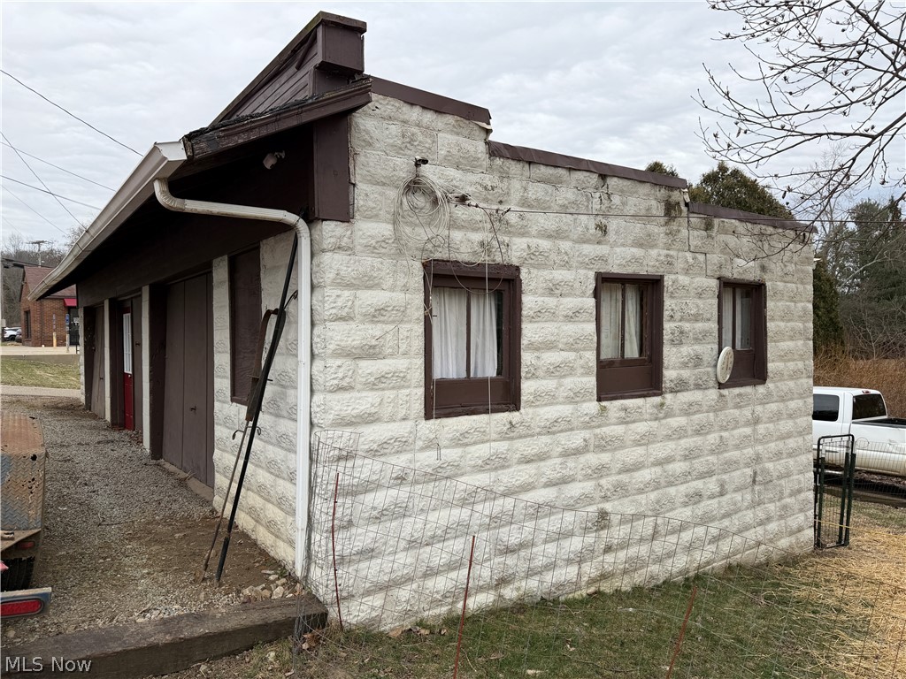 Glass Plants Pleasant View Add - Residential