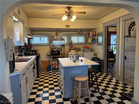 Tiny photo for 893 Maxwell Avenue, Millersburg, OH 44654 (MLS # 5190188)