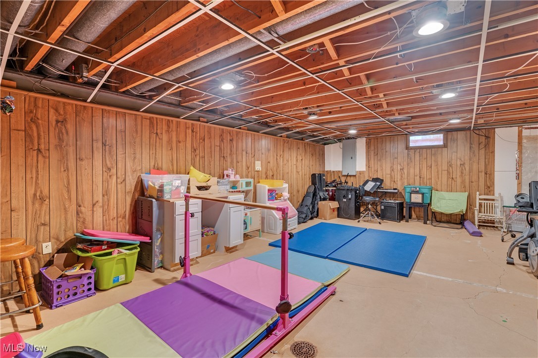 Hills & Dales - Residential